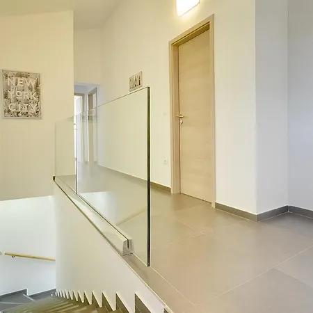 Vila Francesca *